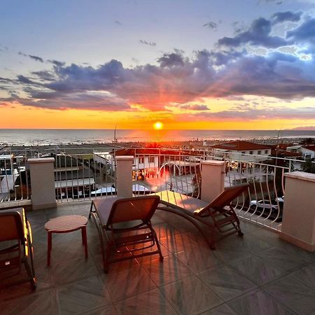 Hotel Medusa Lido di Camaiore Eksteriør billede